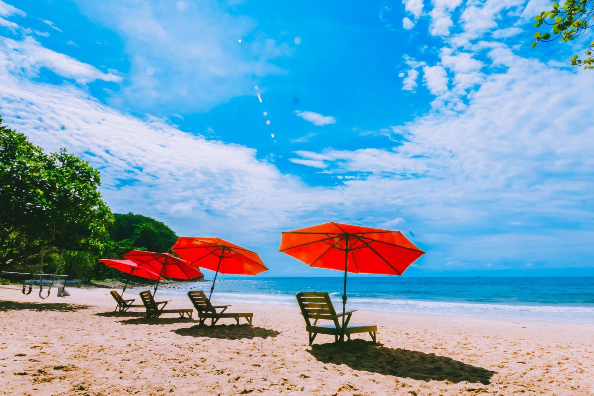 Dolphin Bay Island Resort Kota Belud Buitenkant foto
