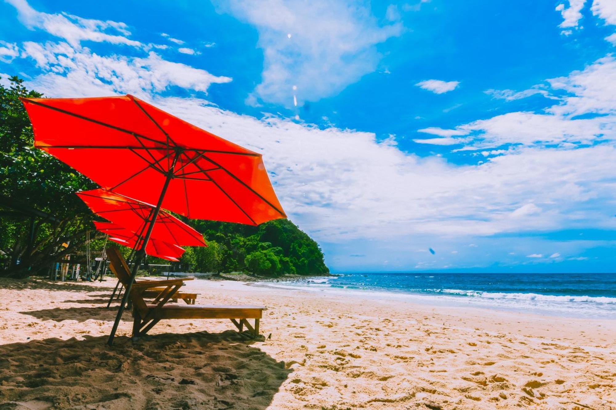 Dolphin Bay Island Resort Kota Belud Buitenkant foto